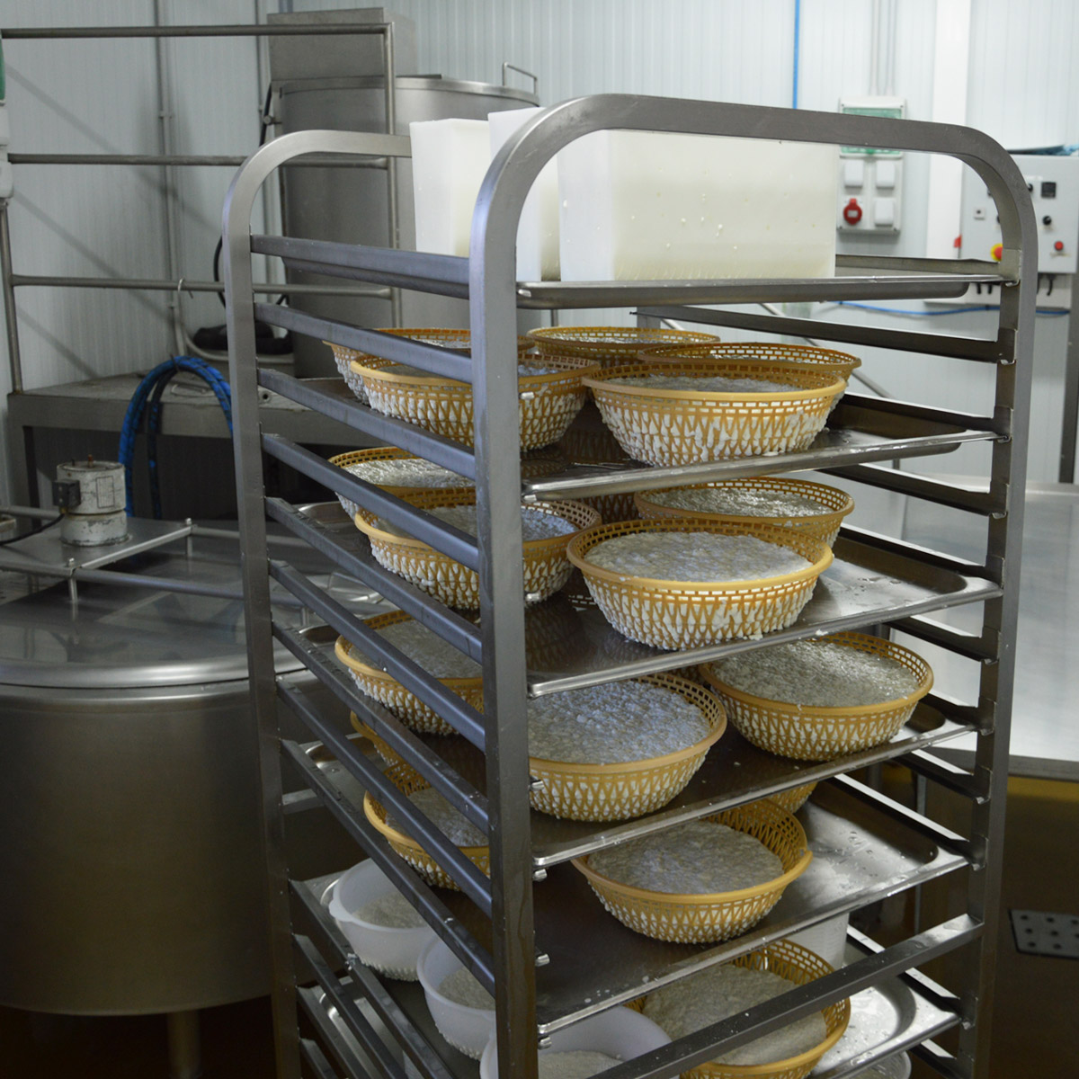 Pla d’Abella – Restaurant Formatge i Embotits naturals