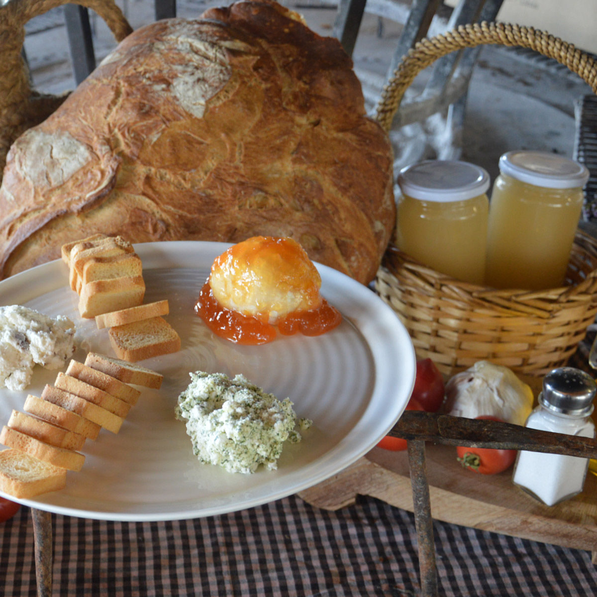 Pla d’Abella – Restaurant Formatge i Embotits naturals