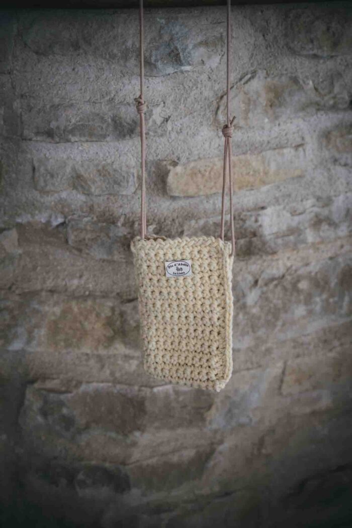 Porta-mòbil de ganxet